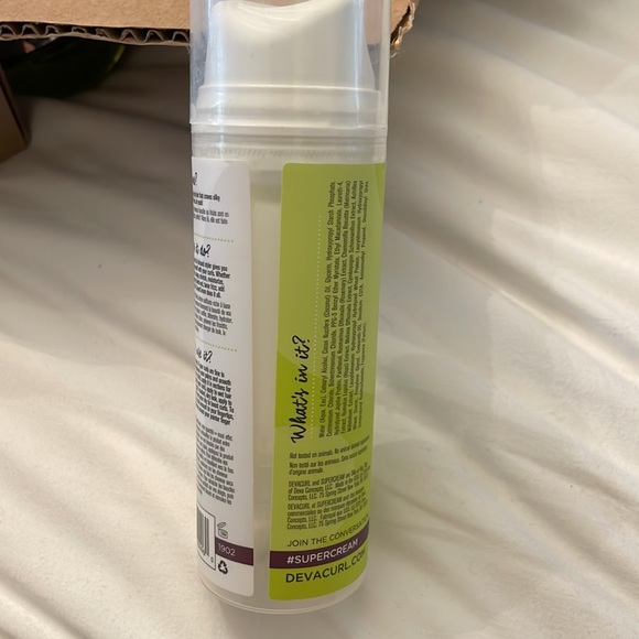Devacurl coconut curl styler - Picture 2 of 4
